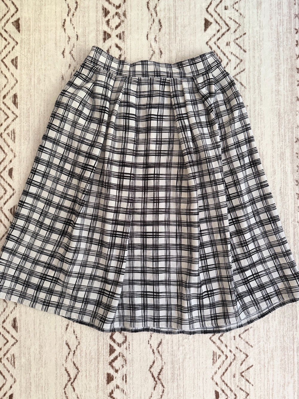 eva mendes for New York & Company Black & White Plaid A-Line Skirt